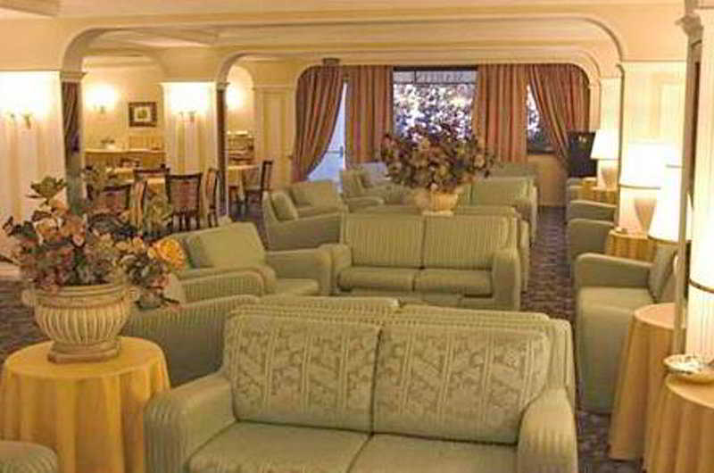 Hotel Martini Olbia Exterior photo
