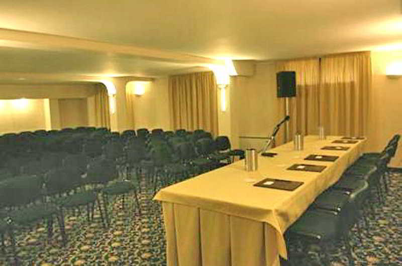 Hotel Martini Olbia Exterior photo